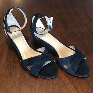 LIKE NEW Merona Black mini wedges